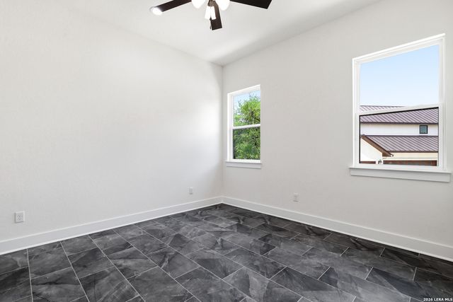 285 SCENIC CYN, New Braunfels, TX 78132