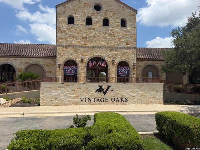 285 SCENIC CYN, New Braunfels, TX 78132