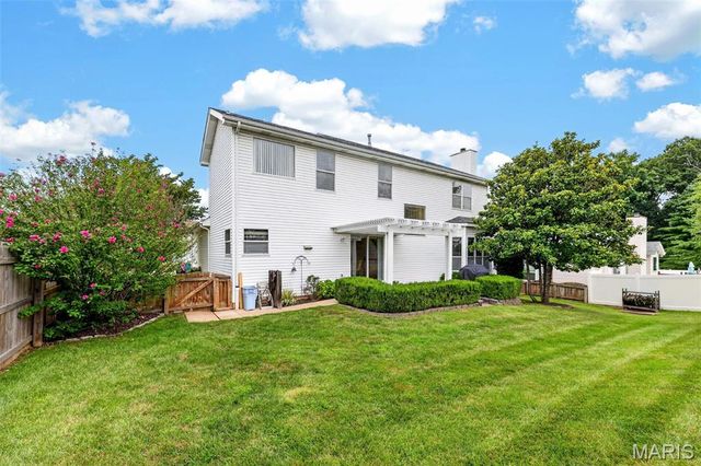 308 Copper Crest Court, St Charles, MO 63304