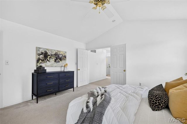 308 Copper Crest Court, St Charles, MO 63304