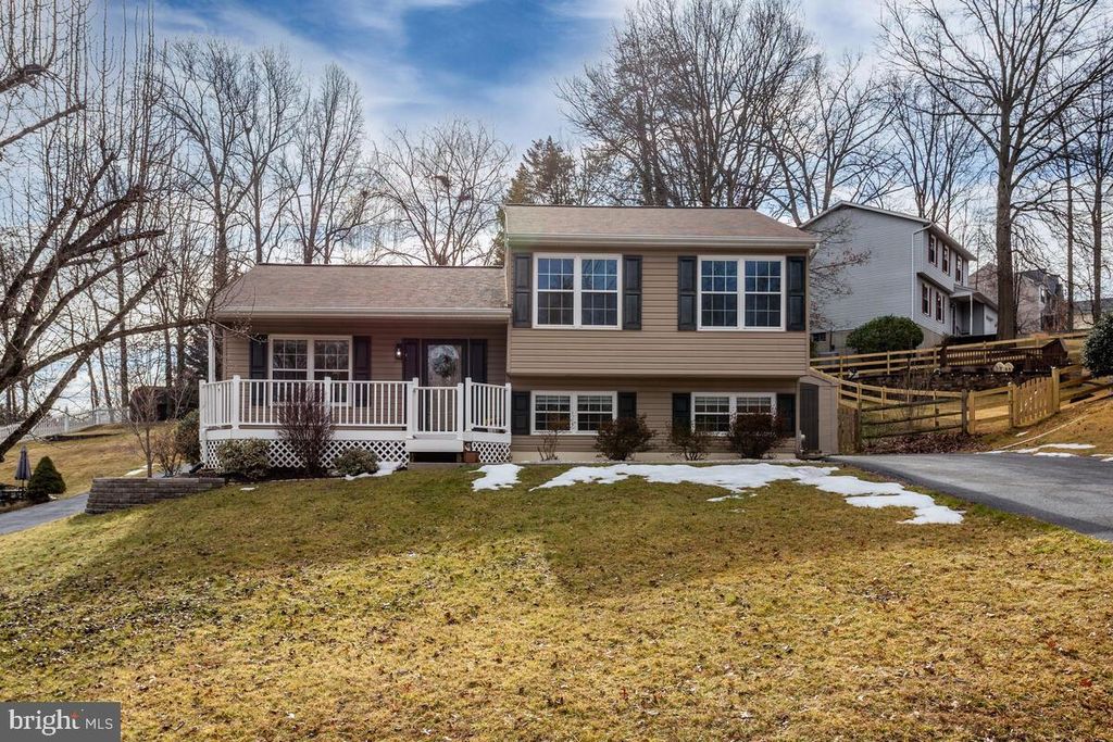 6186 FAIRBOURNE CT, Hanover, MD 21076