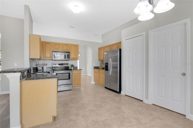 357 KIRKHILL STREET, Ocoee, FL 34761