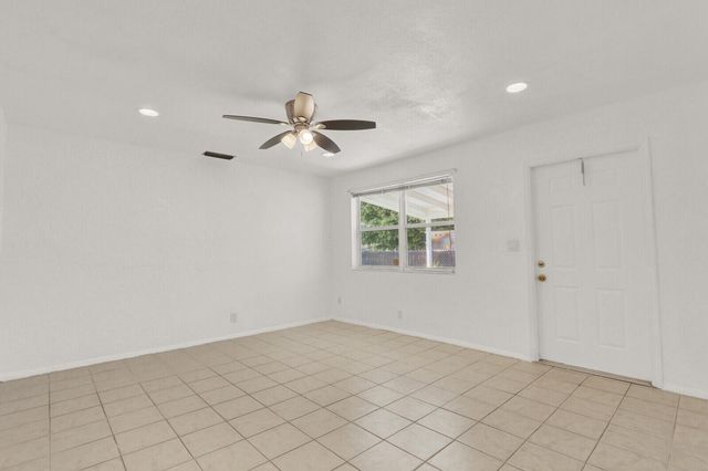 357 Garden Boulevard, Palm Beach Gardens, FL 33410
