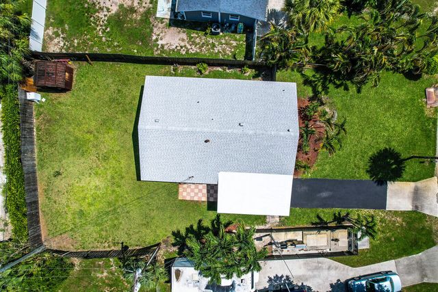 357 Garden Boulevard, Palm Beach Gardens, FL 33410
