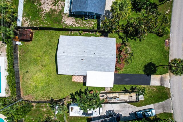 357 Garden Boulevard, Palm Beach Gardens, FL 33410