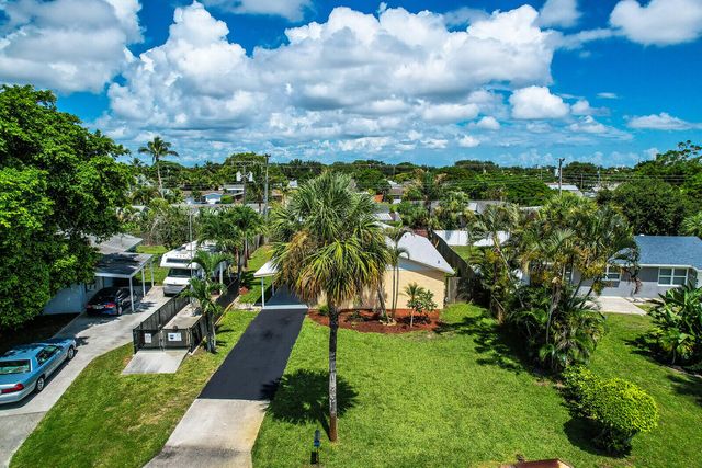 357 Garden Boulevard, Palm Beach Gardens, FL 33410