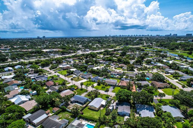 357 Garden Boulevard, Palm Beach Gardens, FL 33410