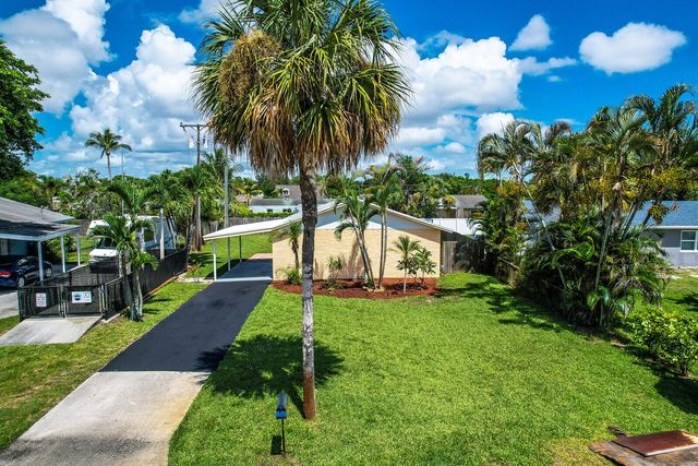 357 Garden Boulevard, Palm Beach Gardens, FL 33410