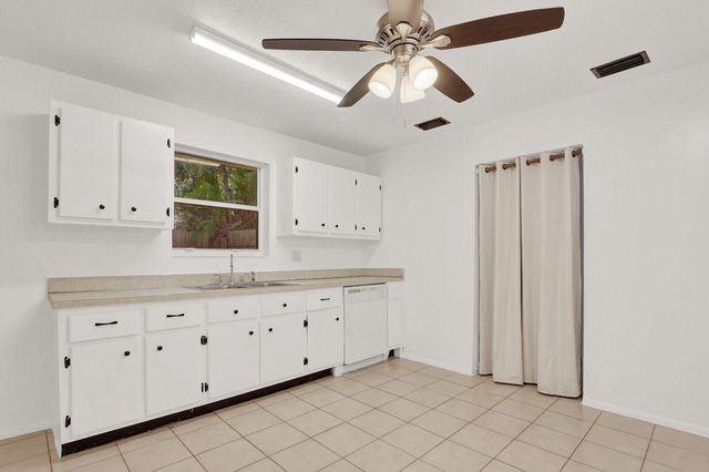 357 Garden Boulevard, Palm Beach Gardens, FL 33410