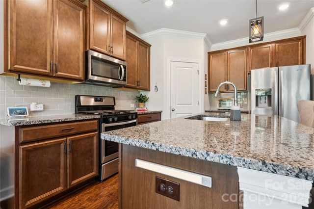 3850 Longmore Lane, Kannapolis, NC 28081