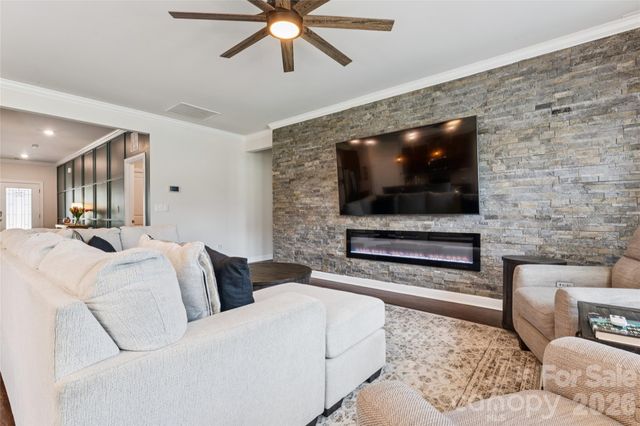 3850 Longmore Lane, Kannapolis, NC 28081