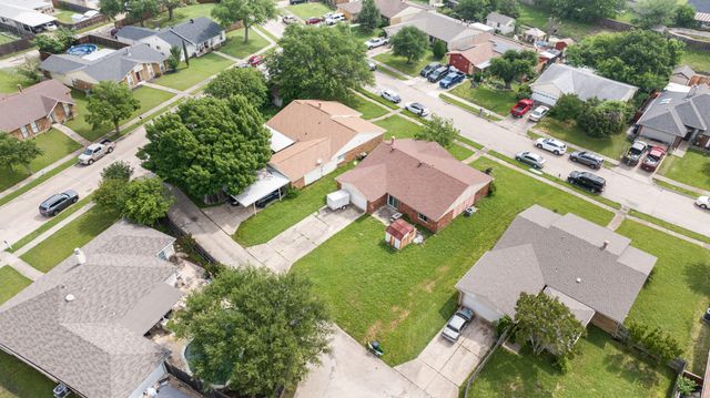 3813 Hunters Trail, Mesquite, TX 75150