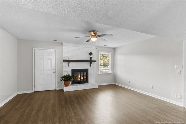 5839 Rivercroft Road, Fayetteville, NC 28304