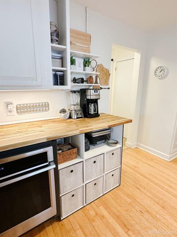 423 W Hampton Street, Marquette, MI 49855