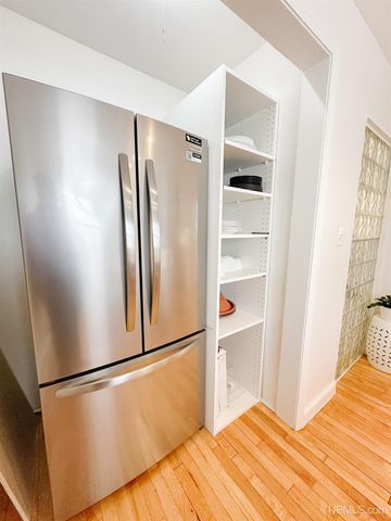 423 W Hampton Street, Marquette, MI 49855