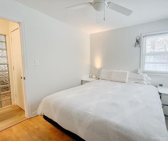 423 W Hampton Street, Marquette, MI 49855