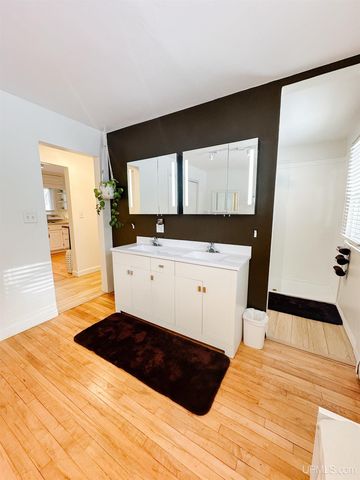 423 W Hampton Street, Marquette, MI 49855