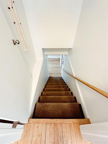 423 W Hampton Street, Marquette, MI 49855