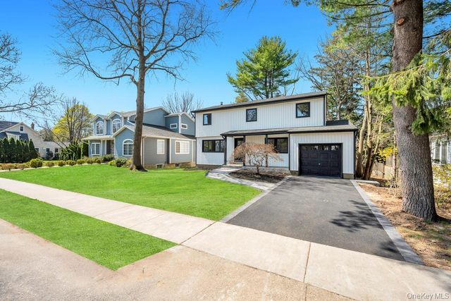 441 Roslyn Road, East Williston, NY 11596