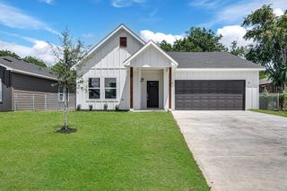 5017 Cottey Street, Fort Worth, TX 76105