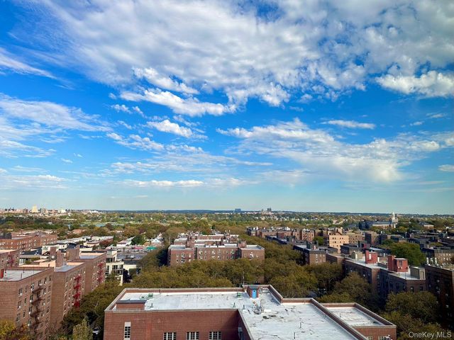 6434 102nd Street 11E, Rego Park, NY 11374
