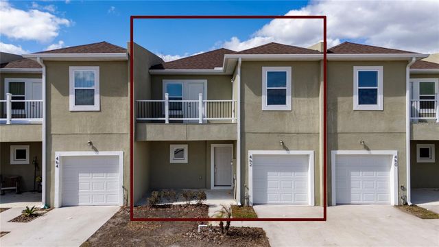 462 LAKE SHORE PARKWAY, Davenport, FL 33896