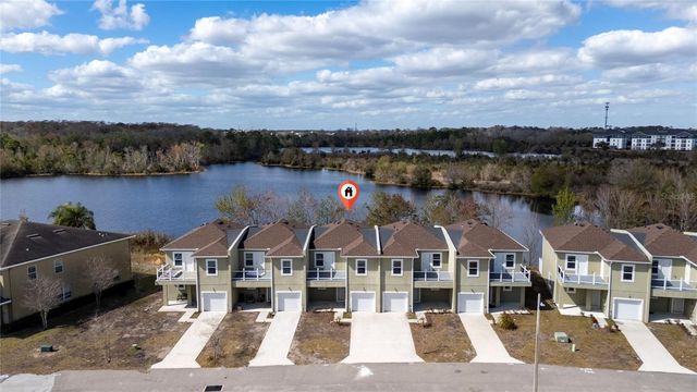 462 LAKE SHORE PARKWAY, Davenport, FL 33896