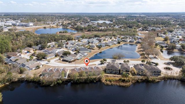 462 LAKE SHORE PARKWAY, Davenport, FL 33896