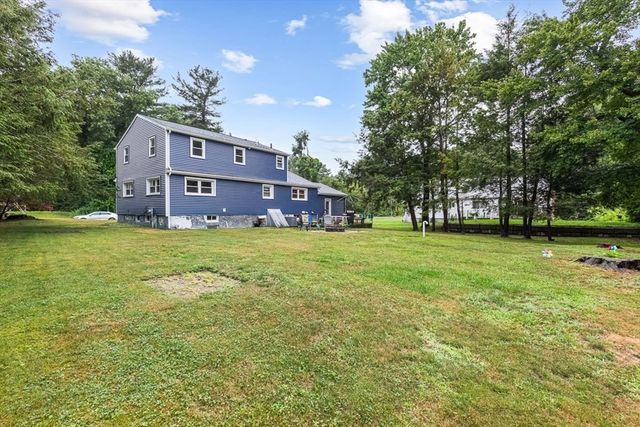 3 Grant Rd, Easton, MA 02375