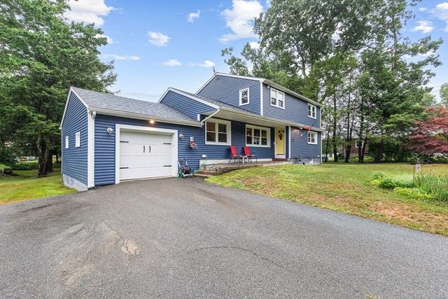 3 Grant Rd, Easton, MA 02375