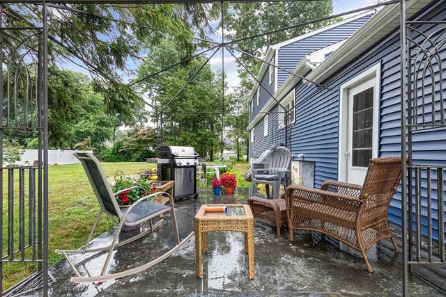 3 Grant Rd, Easton, MA 02375