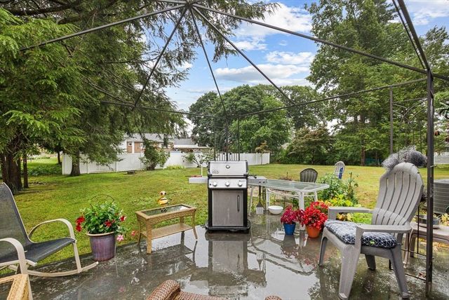 3 Grant Rd, Easton, MA 02375
