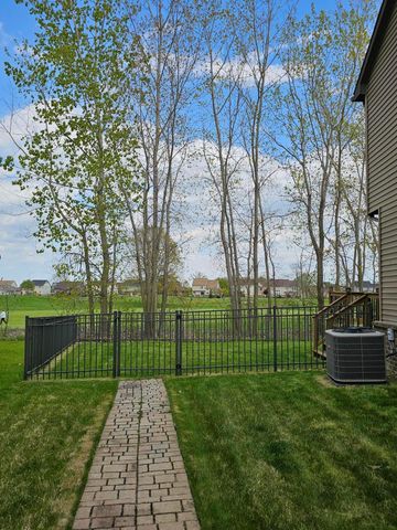 6147 Inverness Court, Romulus City, MI 48174