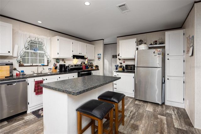 2890 SE 15TH AVENUE, Gainesville, FL 32641