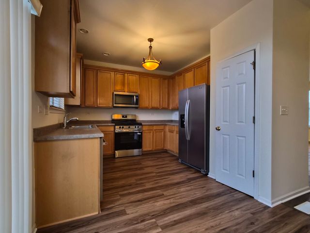 3397 BRADBURY Circle 3397, Aurora, IL 60504
