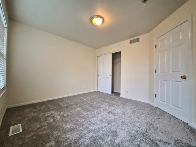 3397 BRADBURY Circle 3397, Aurora, IL 60504