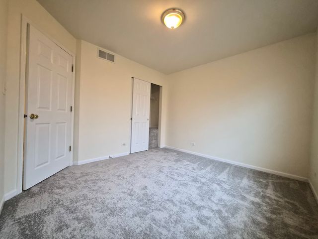 3397 BRADBURY Circle 3397, Aurora, IL 60504