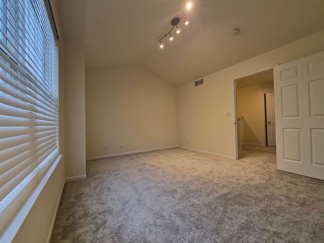 3397 BRADBURY Circle 3397, Aurora, IL 60504