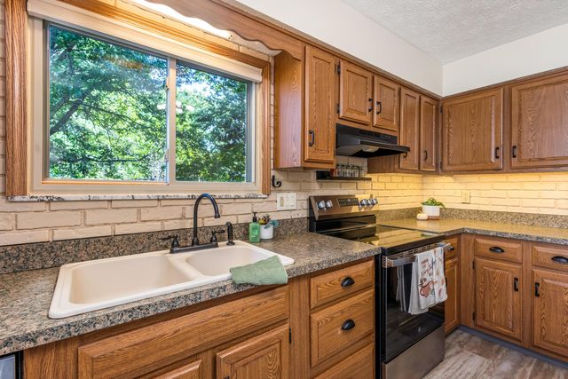 438 Theori Avenue, Columbus, OH 43230