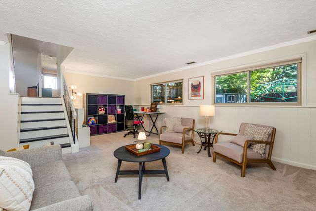 438 Theori Avenue, Columbus, OH 43230