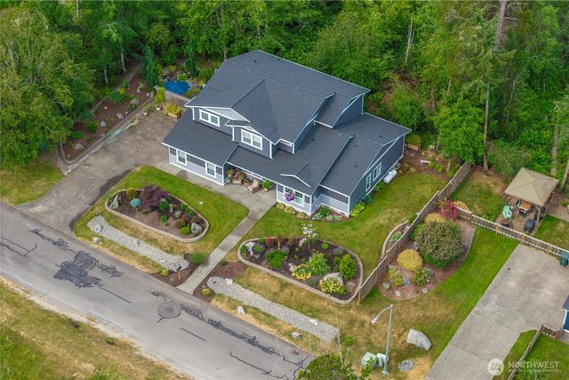 808 2nd Street, Steilacoom, WA 98388