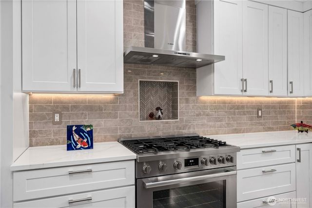 808 2nd Street, Steilacoom, WA 98388