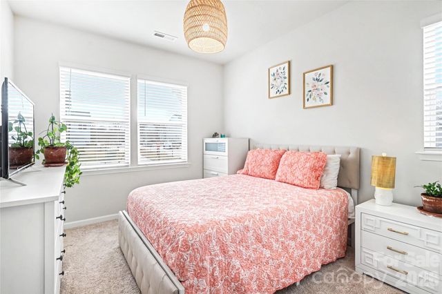 106 Renny Alley, Charlotte, NC 28217