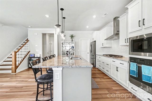 106 Renny Alley, Charlotte, NC 28217