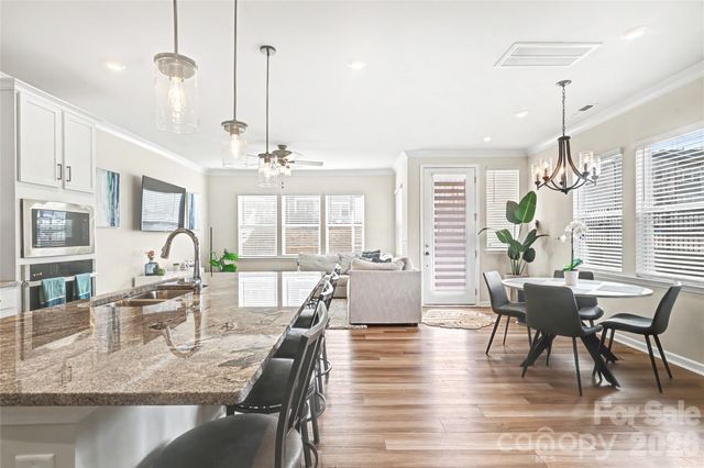 106 Renny Alley, Charlotte, NC 28217