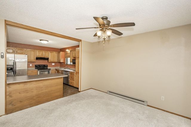 1907 27th Avenue S, Fargo, ND 58103