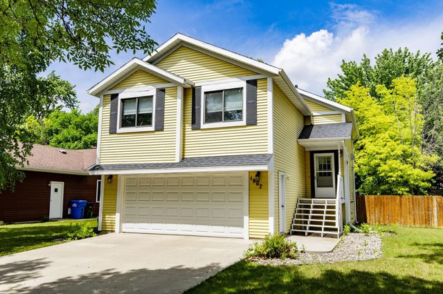 1907 27th Avenue S, Fargo, ND 58103