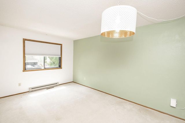 1907 27th Avenue S, Fargo, ND 58103