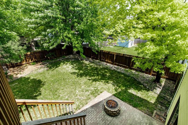 1907 27th Avenue S, Fargo, ND 58103