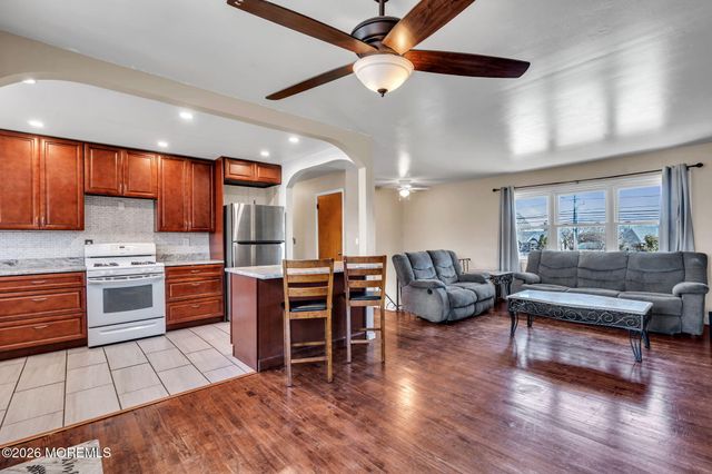 1170 Old Freehold Road, Toms River, NJ 08753